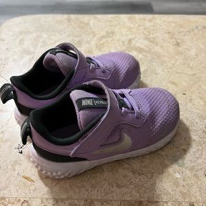 Nike Revolution Toddler shoes